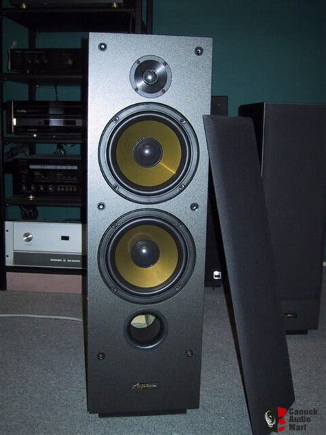 omega 28 speakers review